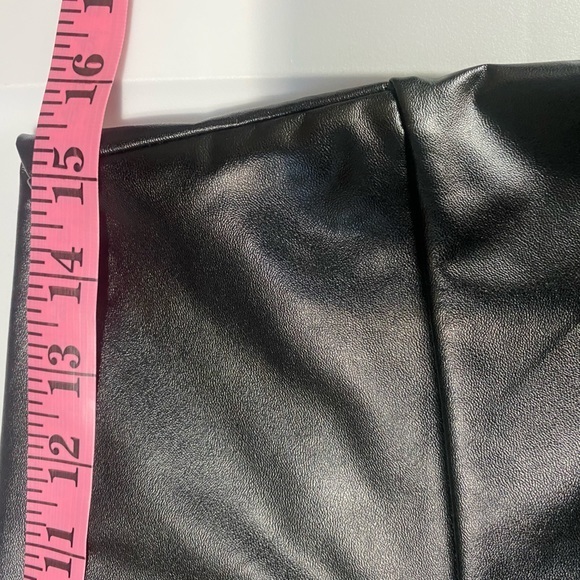 TSFUL faux leather (PU- polyurethane ) leggings. - Picture 10 of 10